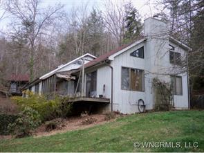105 Sandy Mush Rd, Marshall, NC 28753