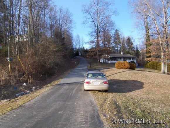 771 Running Brook Trail, Hendersonville, NC 28739