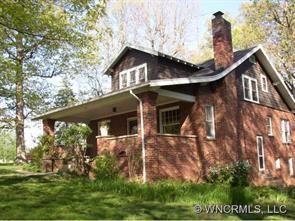 902 Sand Hill Rd., Asheville, NC 28806