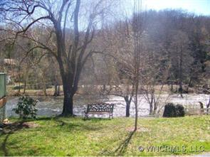 1209 N River Rd, Sylva, NC 28779