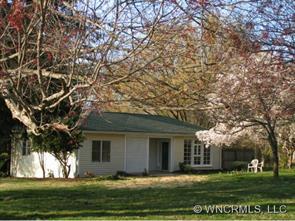 180 Governors View Rd., Asheville, NC 28805