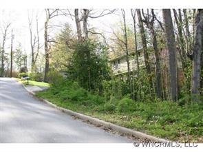 3 Forest View Dr, Asheville, NC 28804