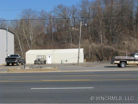 2392 Us Hwy 70, Swannanoa, NC 28778