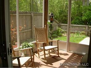 118 S Park Ln., Black Mountain, NC 28711