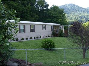 5 Libby Dr, Weaverville, NC 28787