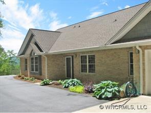 313 Masters View Dr., Etowah, NC 28729