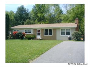 15 Pinehurst Circle, Arden, NC 28704