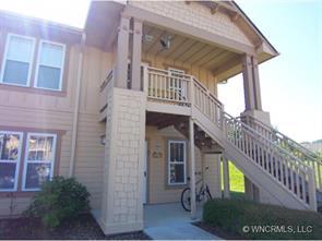 1805 Deermouse Way, Hendersonville, NC 28792