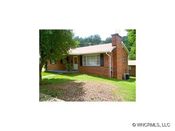 134 Park Drive, Waynesville, NC 28786