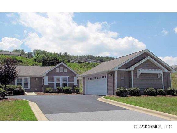 4200 Wood Duck Way, Hendersonville, NC 28792