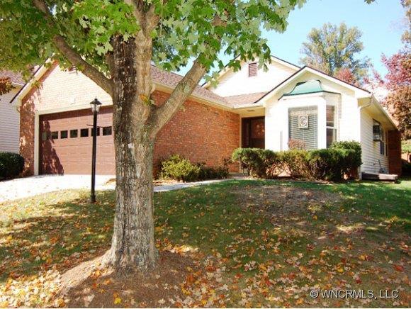 113 Exeter Ct., Hendersonville, NC 28791