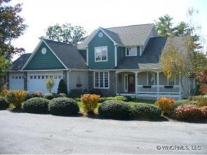 8 Scarlet Ridge Ln, Weaverville, NC 28787