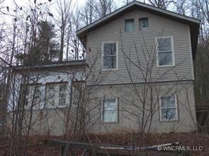 1111 Davis Mountain Road, Hendersonville, NC 28739