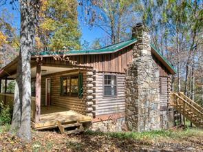30 Greenbriar Rd, Black Mountain, NC 28711