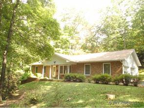 112 Chapman Dr, Hendersonville, NC 28792