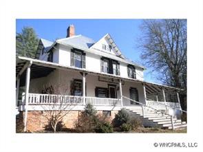 178 Sunset Dr., Black Mountain, NC 28711