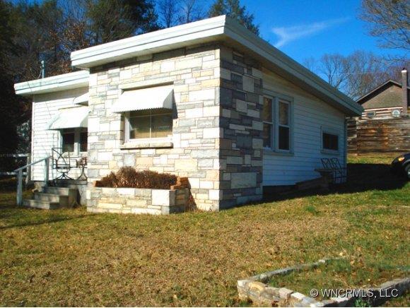 64 Merion Drive, Asheville, NC 28806