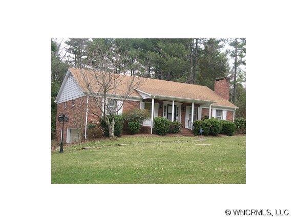 1101 Bowman Road, Hendersonville, NC 28791