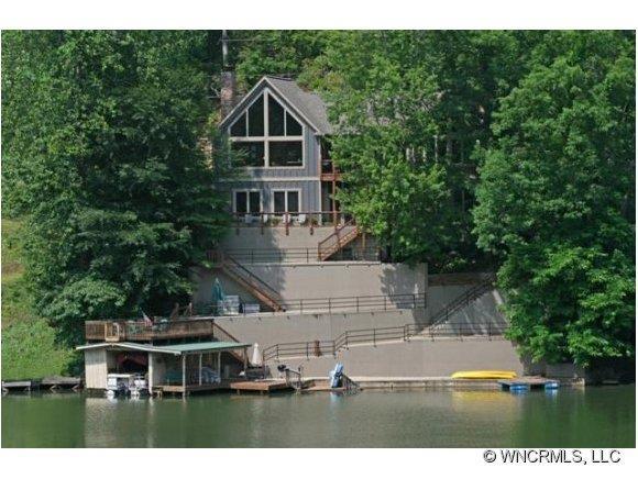 153 Tryon Bay Circle, Lake Lure, NC 28746