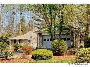 1441 Mountain Meadow Dr., Hendersonville, NC 28739