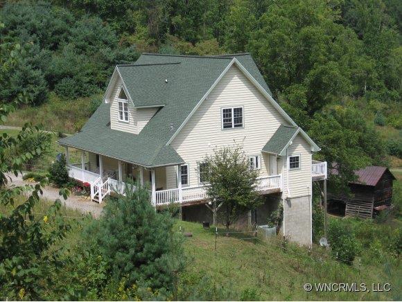 177 Homestead Cove Rd., Waynesville, NC 28785