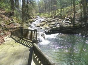 3B Reedy Patch Creek Dr., Bat Cave, NC 28710