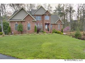 3495 Turnpike Road, Etowah, NC 28742