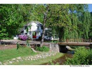 934 Upper Crabtree Road, Clyde, NC 28721