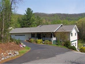 62 Bittersweet Lane, Asheville, NC 28805