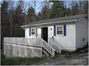 127 Walnut Heights Lane, Hendersonville, NC 28739
