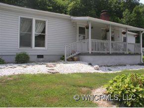 118 Glenwood Road, Hendersonville, NC 28791