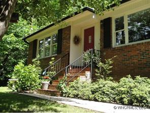 234 Haywood Knolls Drive, Hendersonville, NC 28791