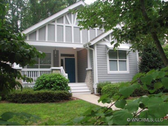 31 Covered Bridge Dr., Flat Rock, NC 28731