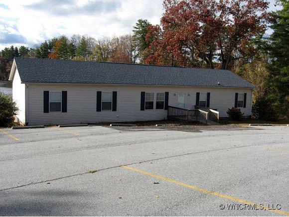 2169 Hendersonville Rd, Arden, NC 28704