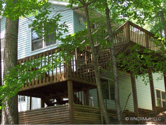 270 Tara Nova Dr., Waynesville, NC 28786