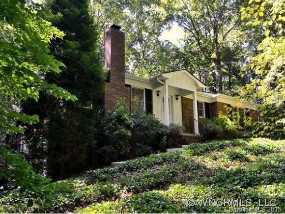 409 Deerhaven Lane, Hendersonville, NC 28791