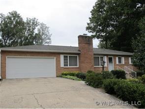 264 Blooming Laurel Dr, Hendersonville, NC 28792