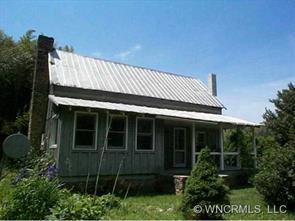 4367 Bob's Creek Rd., Hendersonville, NC 28792