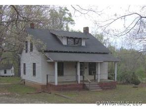 221 Park St., Columbus, NC 28722