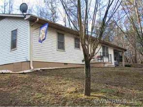 174 Windwood Dr., Columbus, NC 28722