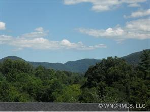 4 Northview Ln., Weaverville, NC 28787