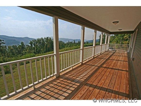 72 Autumn View (big Views), Bat Cave, NC 28710