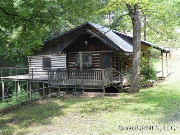 1236 Blue Rock Rd., Burnsville, NC 28714
