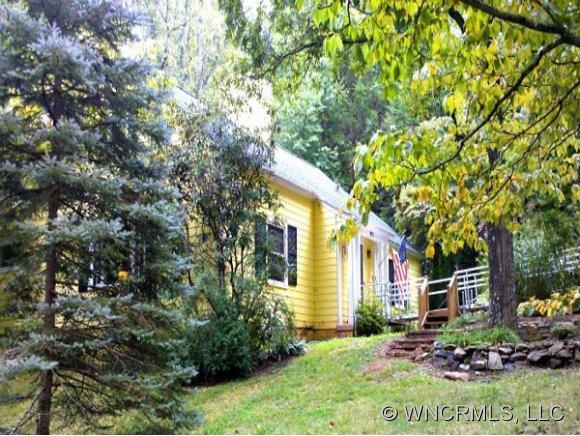 927 Country Club Rd., Asheville, NC 28804