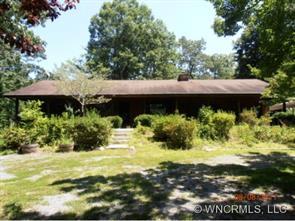 400 Sal Tom Creek Rd., Brevard, NC 28712