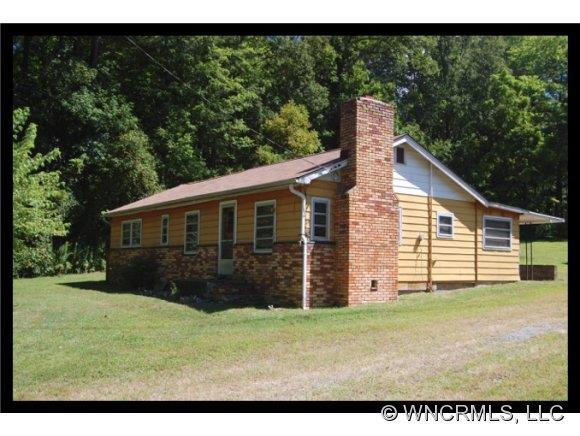 320 Lytle Cove Road, Swannanoa, NC 28778