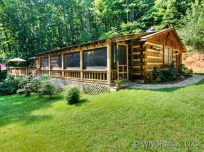 32 Seldom Home Drive, Black Mountain, NC 28711