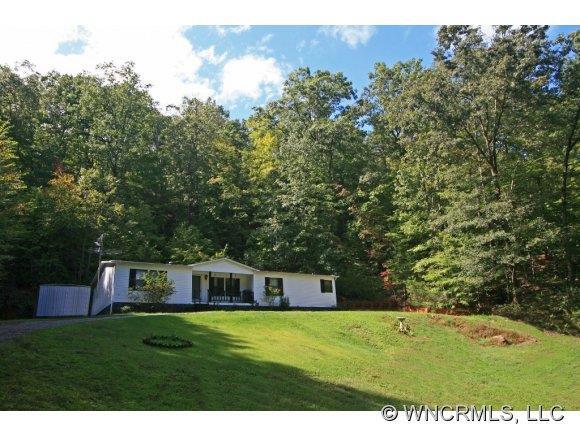 412 Island Creek Rd, Lake Lure, NC 28746