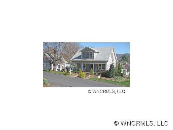 258 Leatherwood Street, Waynesville, NC 28786