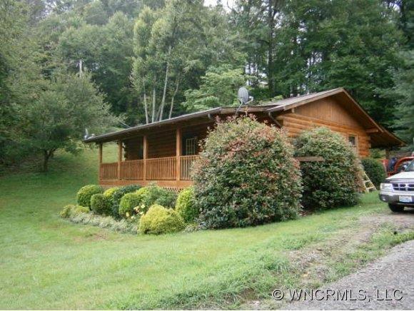 128 Cedarwood Drive, Waynesville, NC 28785